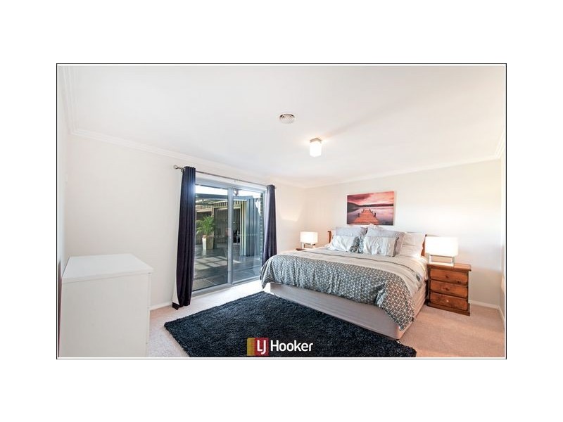 18 Ballantyne Crescent, Franklin ACT 2913