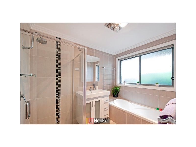 18 Ballantyne Crescent, Franklin ACT 2913