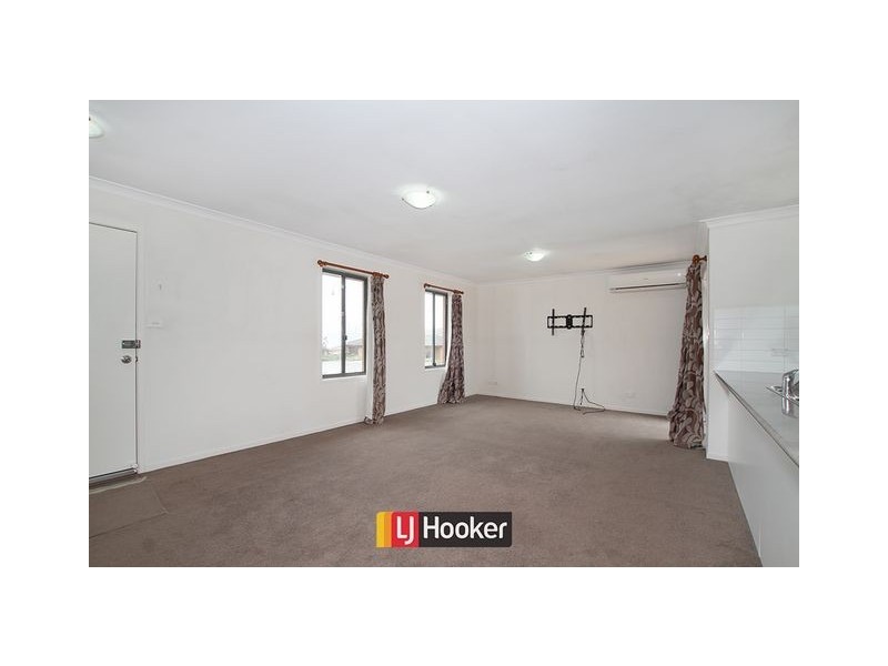 6 Isbister Street, Macgregor ACT 2615