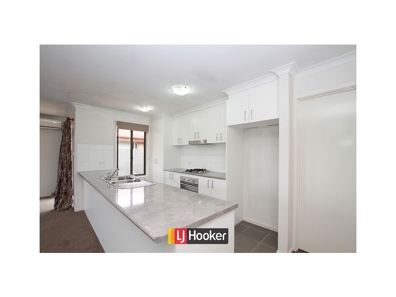 6 Isbister Street, Macgregor ACT 2615