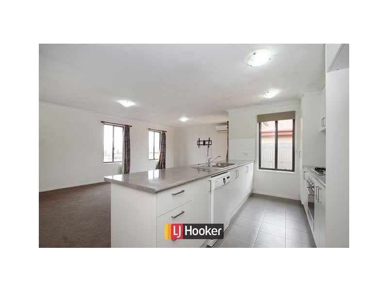 6 Isbister Street, Macgregor ACT 2615