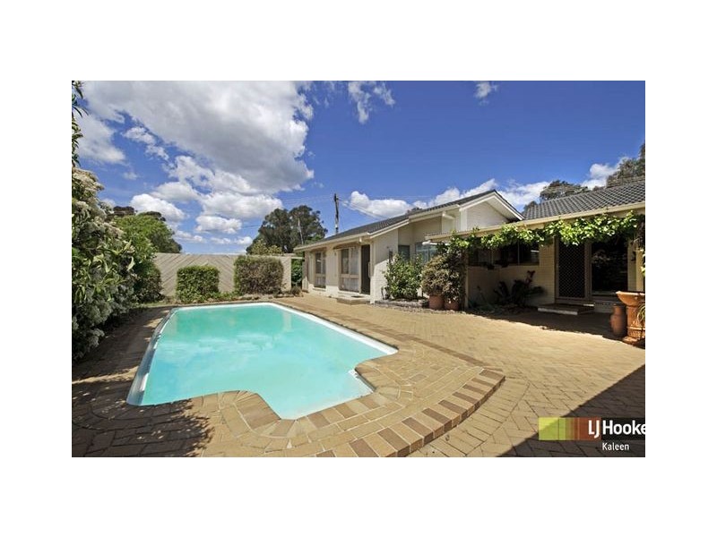 5 Dolling Crescent, Flynn ACT 2615