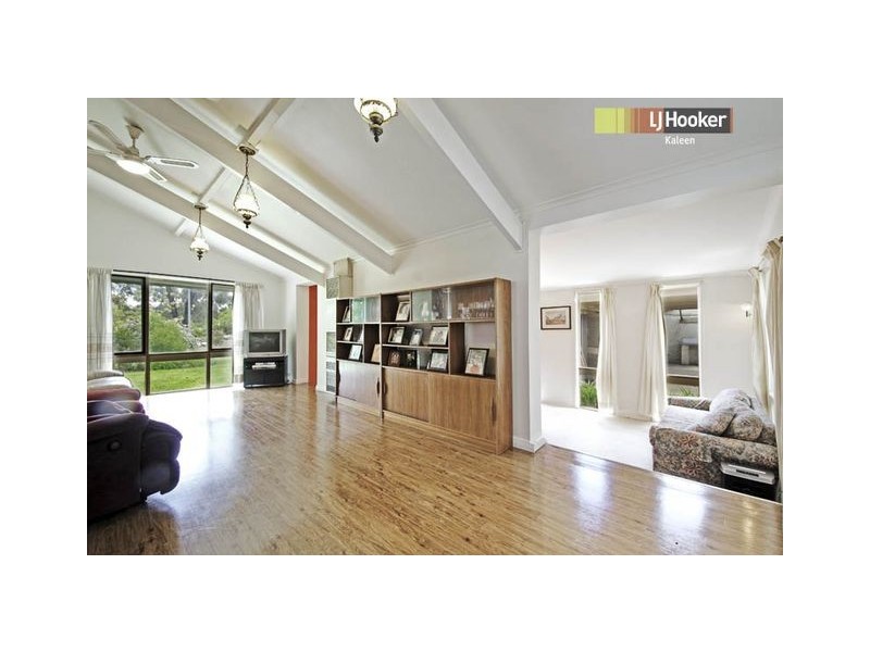 5 Dolling Crescent, Flynn ACT 2615