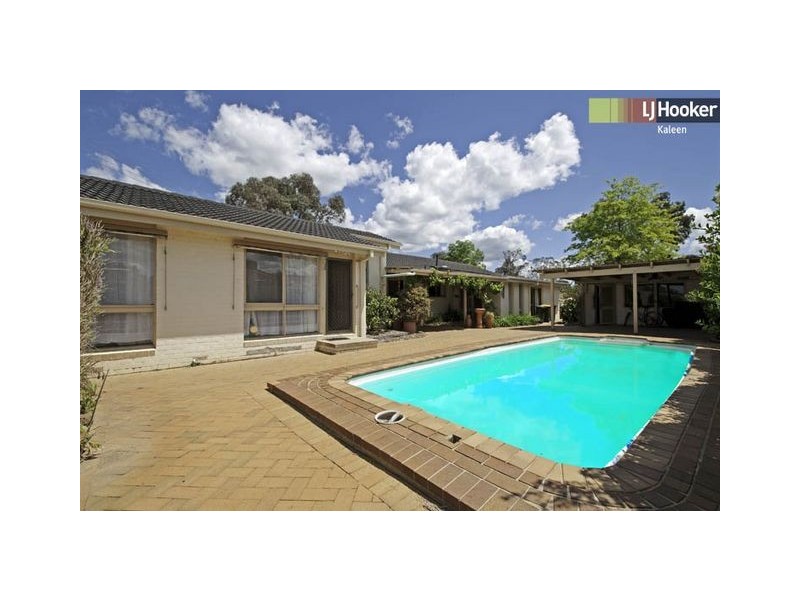 5 Dolling Crescent, Flynn ACT 2615