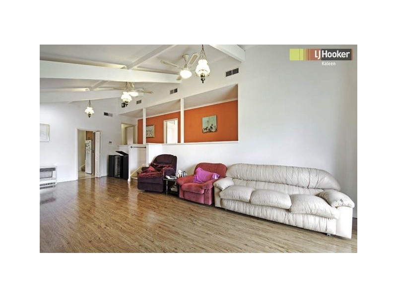5 Dolling Crescent, Flynn ACT 2615