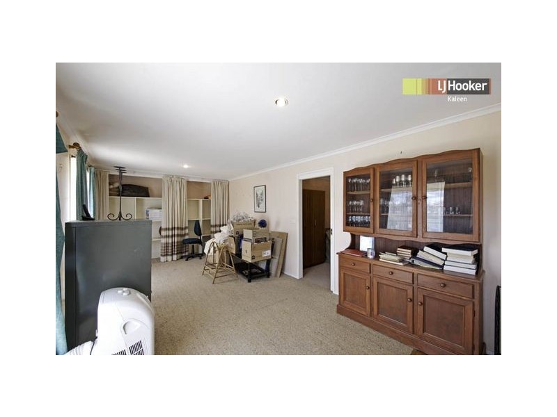 5 Dolling Crescent, Flynn ACT 2615