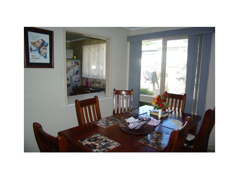 2 Geeves Court, Charnwood ACT 2615