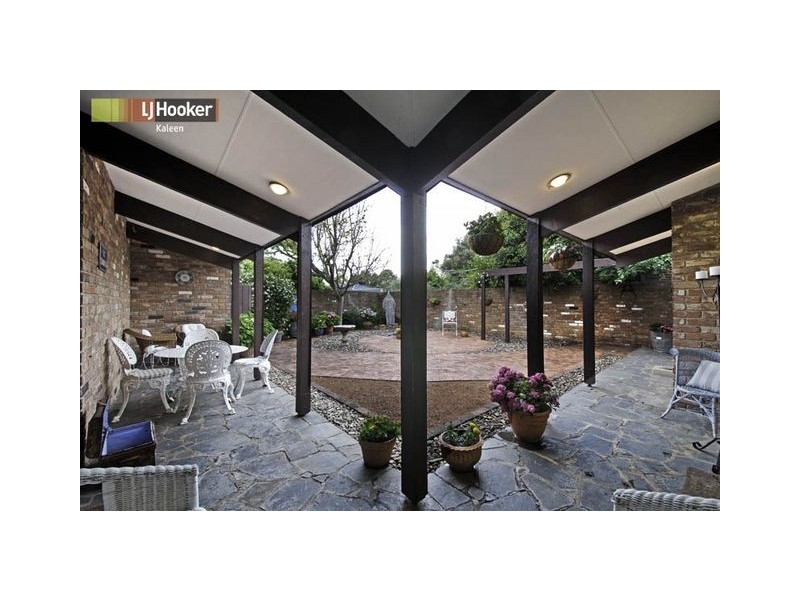 8 Mirning Crescent, Aranda ACT 2614