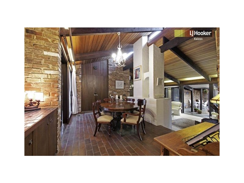 8 Mirning Crescent, Aranda ACT 2614