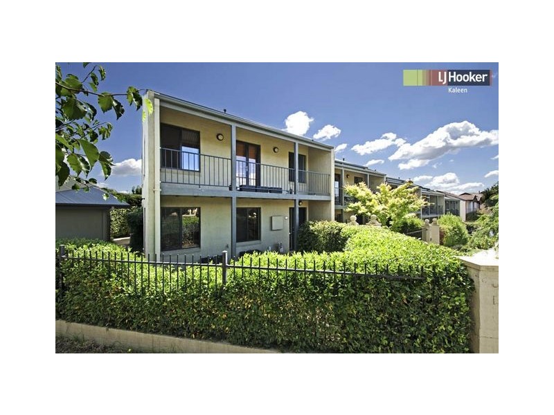 97 Sugarloaf Circle, Palmerston ACT 2913