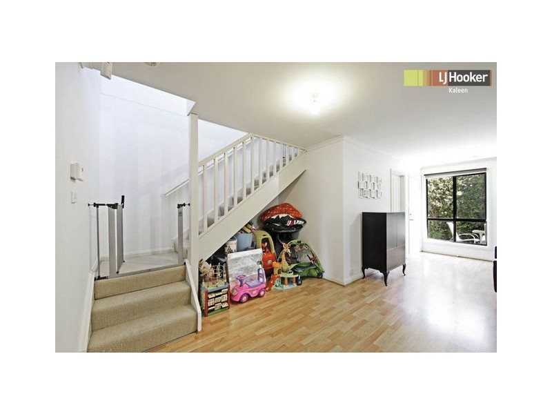 97 Sugarloaf Circle, Palmerston ACT 2913