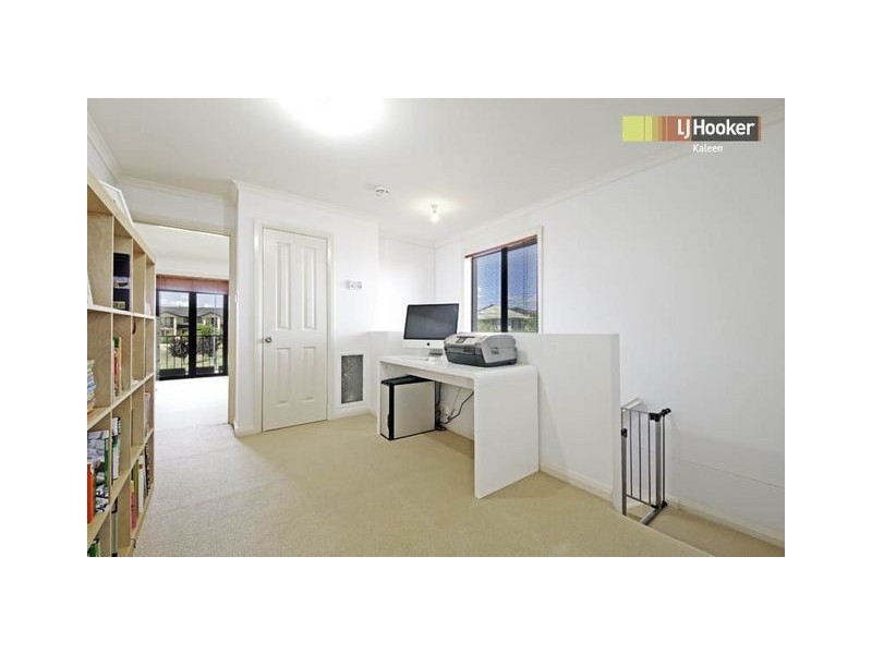 97 Sugarloaf Circle, Palmerston ACT 2913