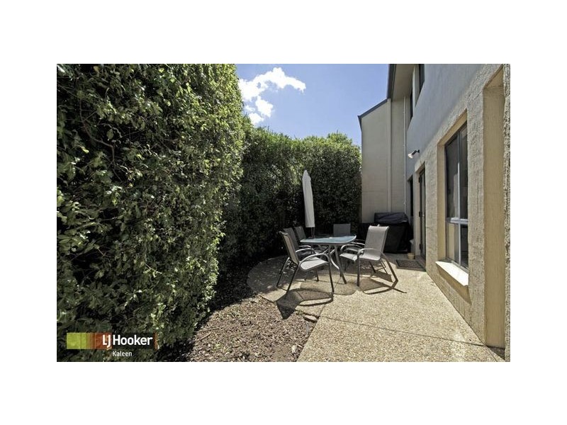 97 Sugarloaf Circle, Palmerston ACT 2913