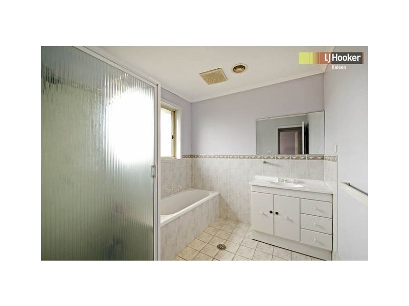 20 Dacomb Court, Dunlop ACT 2615
