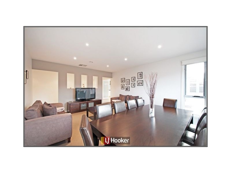 43 Jeanne Young Circuit, Mckellar ACT 2617