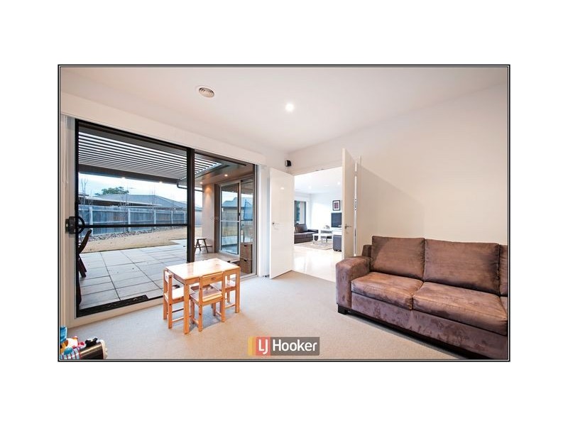 43 Jeanne Young Circuit, Mckellar ACT 2617