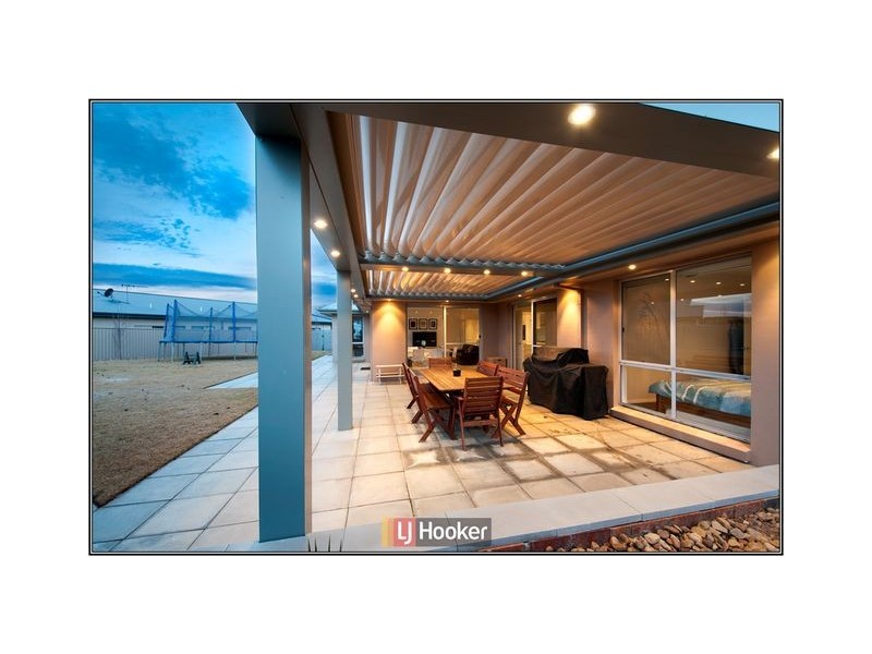 43 Jeanne Young Circuit, Mckellar ACT 2617