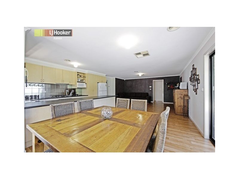 2 Swallow Street, Dunlop ACT 2615
