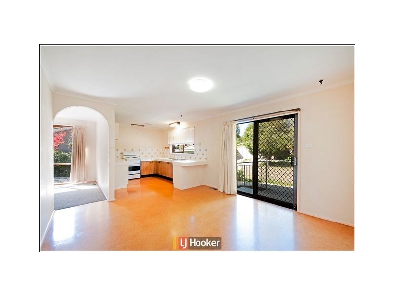 8 Hirst Place, Giralang ACT 2617