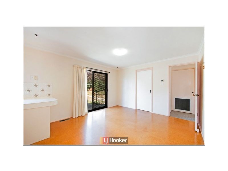 8 Hirst Place, Giralang ACT 2617