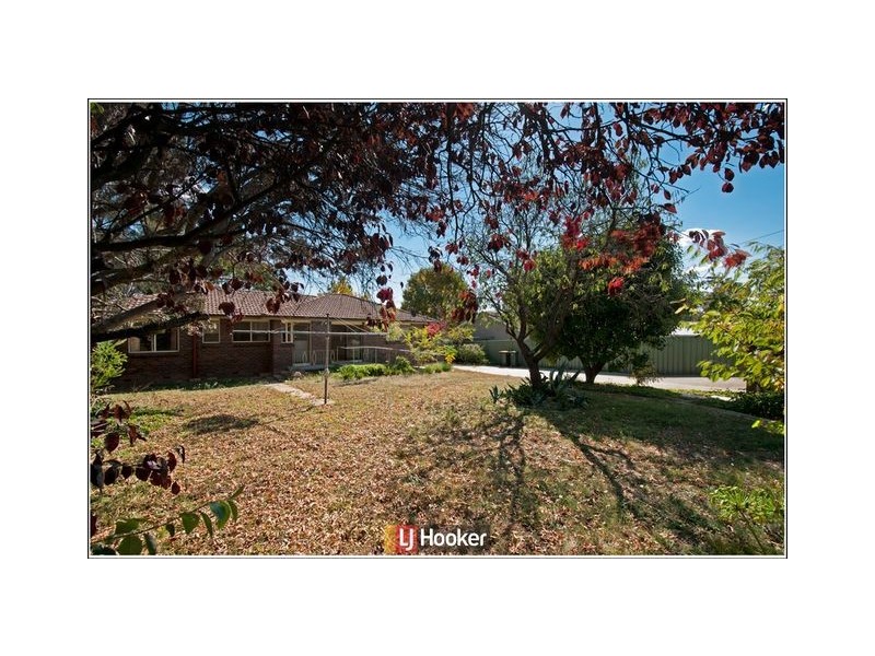 8 Hirst Place, Giralang ACT 2617