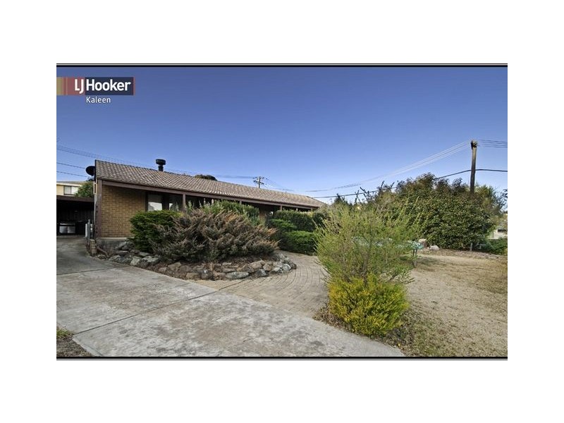 14 Baracchi Crescent, Giralang ACT 2617
