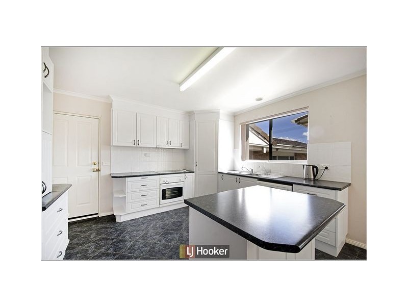 6 Laurie Place, Mckellar ACT 2617