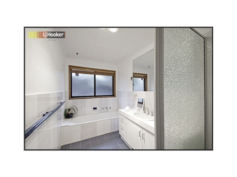 8 Nanson Place, Florey ACT 2615