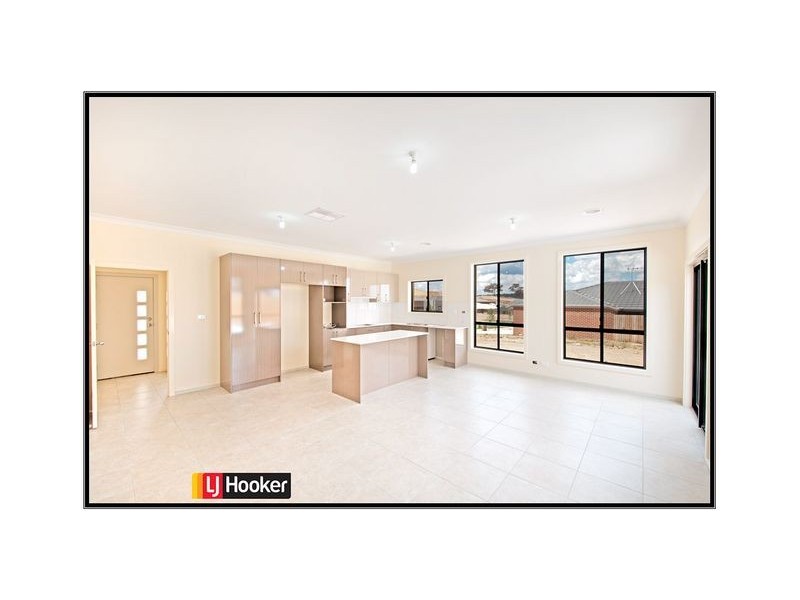 15 Pearl Gibbs Circuit, Bonner ACT 2914