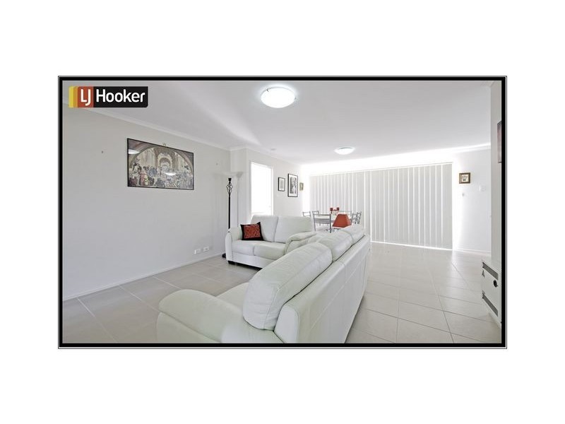 10 Hazelton Street, Macgregor ACT 2615