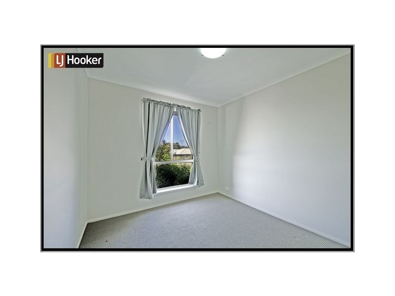 10 Hazelton Street, Macgregor ACT 2615
