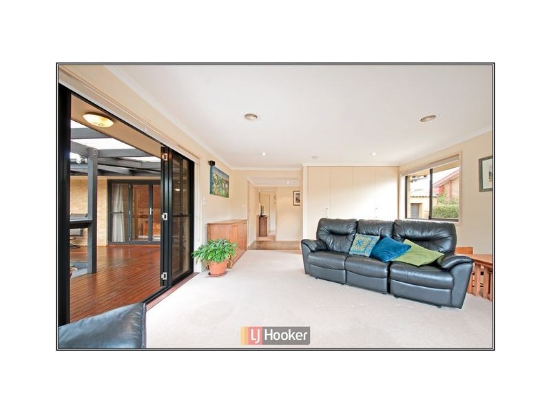 6 Clyde Place, Kaleen ACT 2617