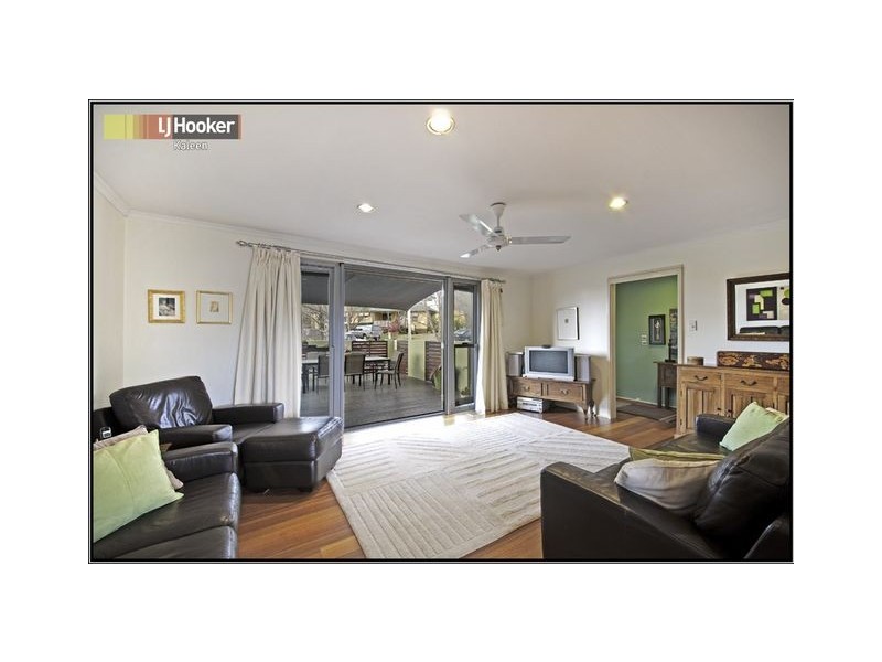 8 Kinalung Place, Giralang ACT 2617