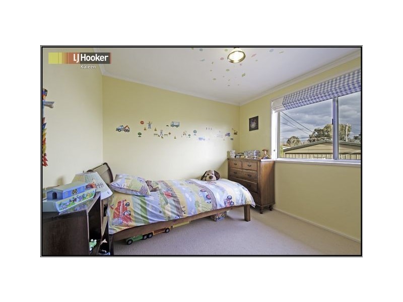 8 Kinalung Place, Giralang ACT 2617