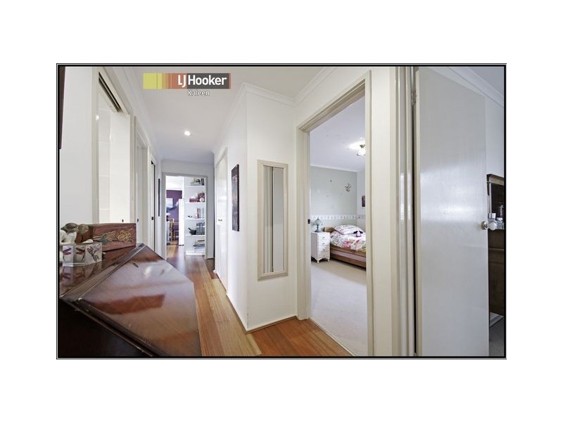 8 Kinalung Place, Giralang ACT 2617