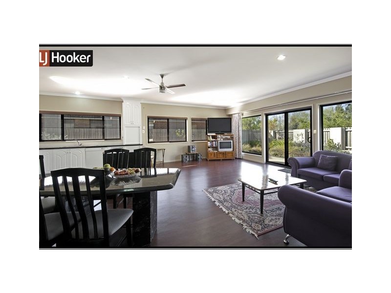 44 Kitty McEwan Circuit, Mckellar ACT 2617