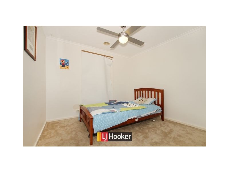 24 McLarty Court, Kambah ACT 2902