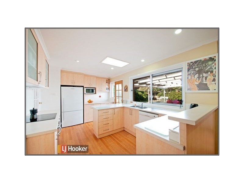 7 Warrambool Close, Giralang ACT 2617