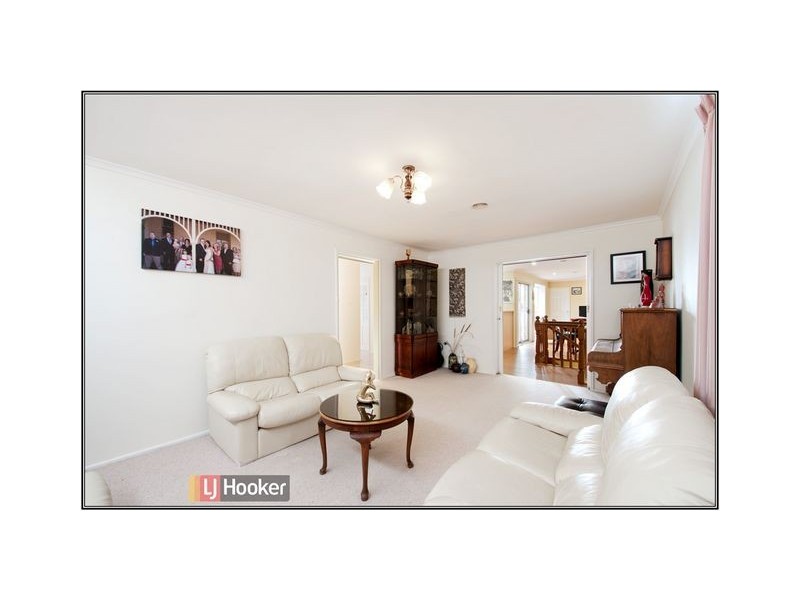 7 Warrambool Close, Giralang ACT 2617