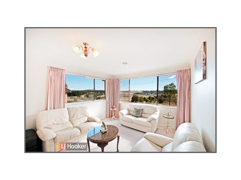 7 Warrambool Close, Giralang ACT 2617