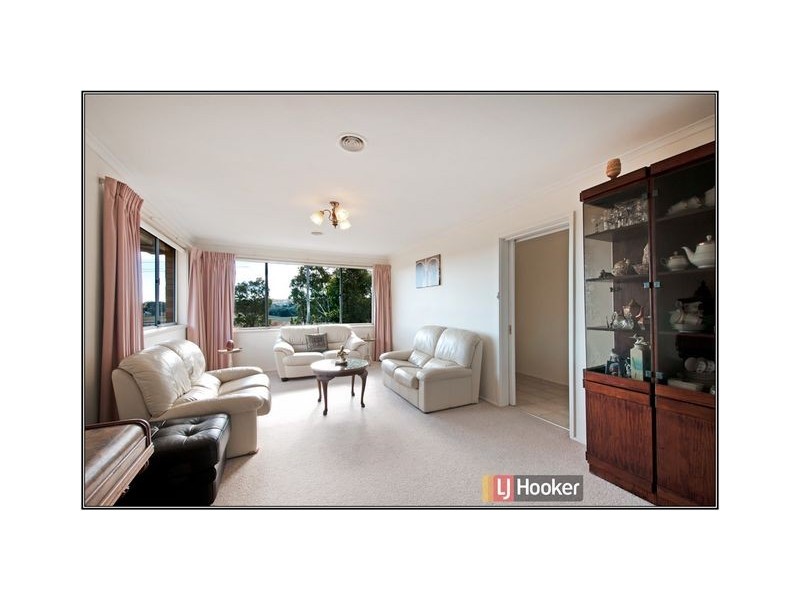 7 Warrambool Close, Giralang ACT 2617