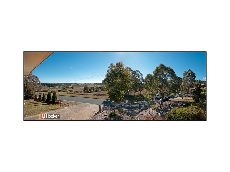 7 Warrambool Close, Giralang ACT 2617