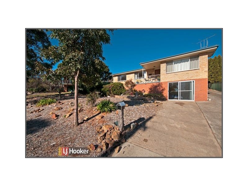 7 Warrambool Close, Giralang ACT 2617