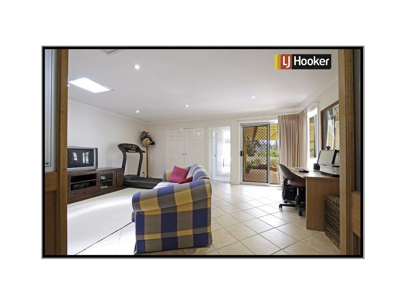 4 Dinnison Circuit, Kambah ACT 2902