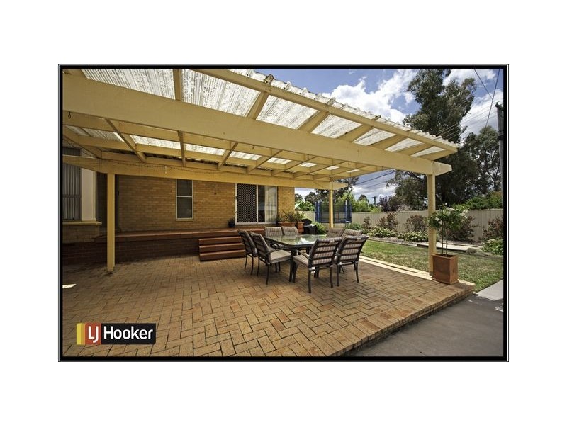 4 Dinnison Circuit, Kambah ACT 2902