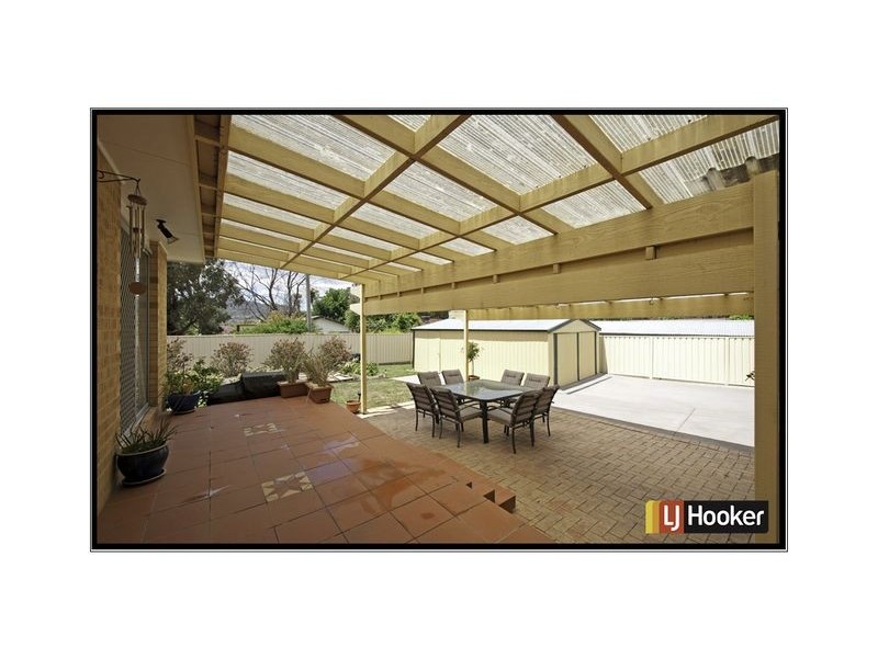 4 Dinnison Circuit, Kambah ACT 2902