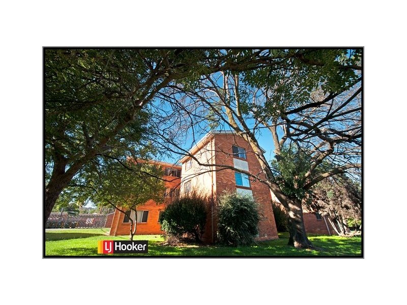 9/131 Rivett Street, Hackett ACT 2602