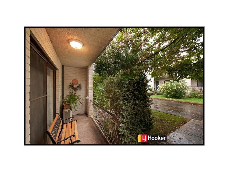 6/43-45 Booth Street, Queanbeyan NSW 2620