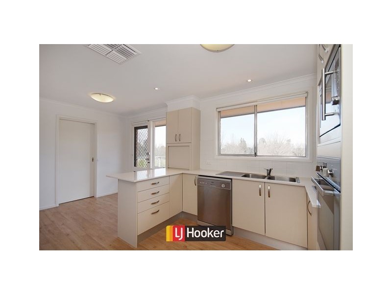 15 Balanu Place, Giralang ACT 2617