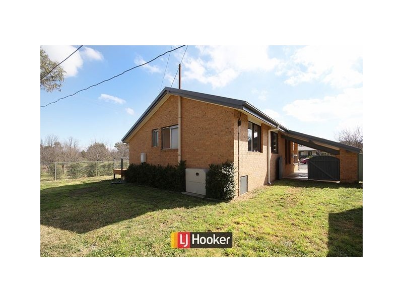 15 Balanu Place, Giralang ACT 2617